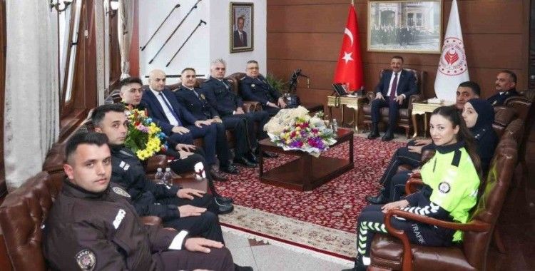 Vali Hacıbektaşoğlu, Sinan Ergen ve heyetini kabul etti
