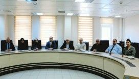 Elazığ’da yapımı devam eden sağlık yatırımları görüşüldü
