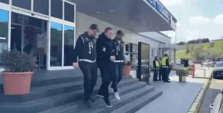 Suç örgütü yöneticisi Atatürk Havalimanı'nda gözaltına alındı