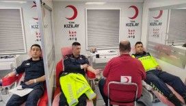 Jandarma ekipleri kan bağışı yaptı
