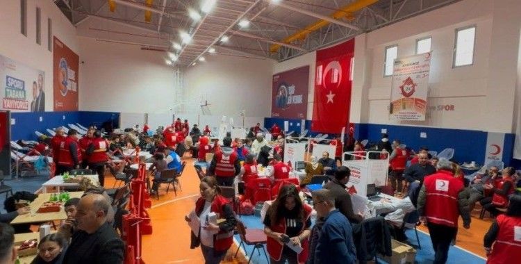 Erzincan’da kan bağışı rekoru kırıldı
