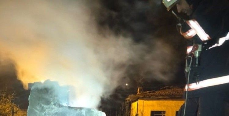 Çankırı’da korkutan baca yangını

