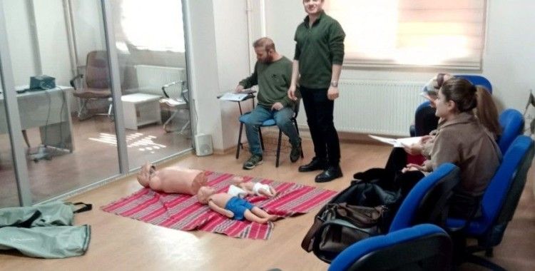 Meteoroloji personeline "Temel İlk Yardım" eğitimi verildi
