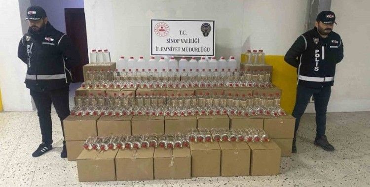 Sinop’ta bin 300 litre sahte alkol ele geçirildi
