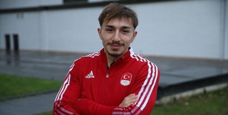 Milli halterci Yusuf Fehmi Genç Avrupa Şampiyonu oldu