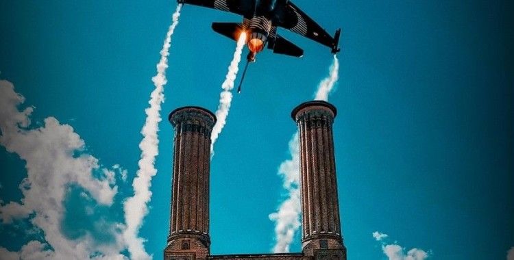 SOLOTÜRK Erzurum semalarında
