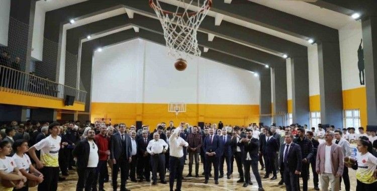 ERVA Spor Okulları’nın 52.’si açıldı
