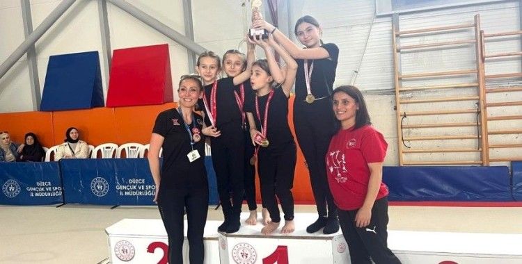 50 sporcu mücadele etti
