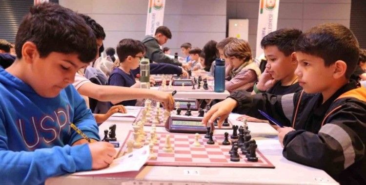 Şanlıurfa’da ödüllü satranç turnuvası
