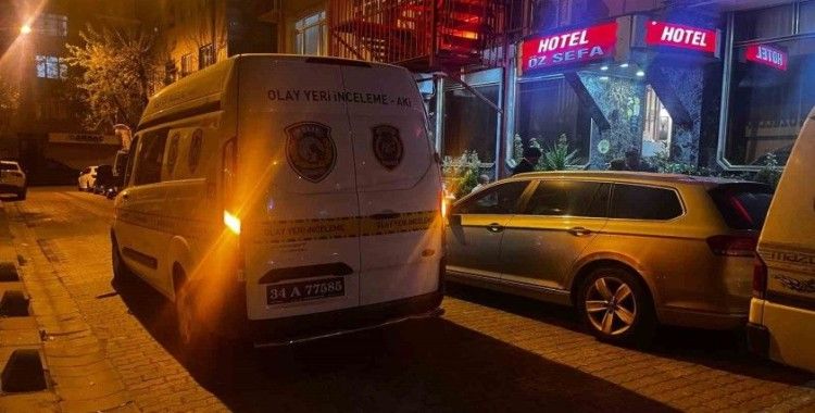 Küçükçekmece’de 60 yaşında bir erkek otel odasında ölü bulundu
