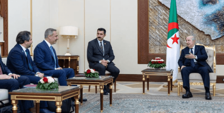 Bakan Fidan, Cezayir Cumhurbaşkanı Tebbun ile görüştü
