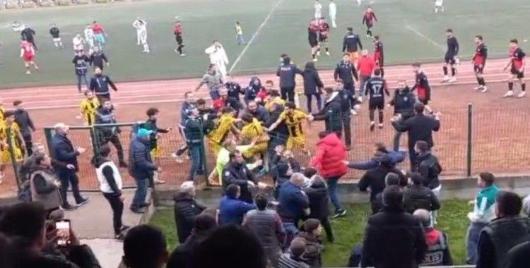 Terme’de futbol müsabakası kavgayla sonlandı
