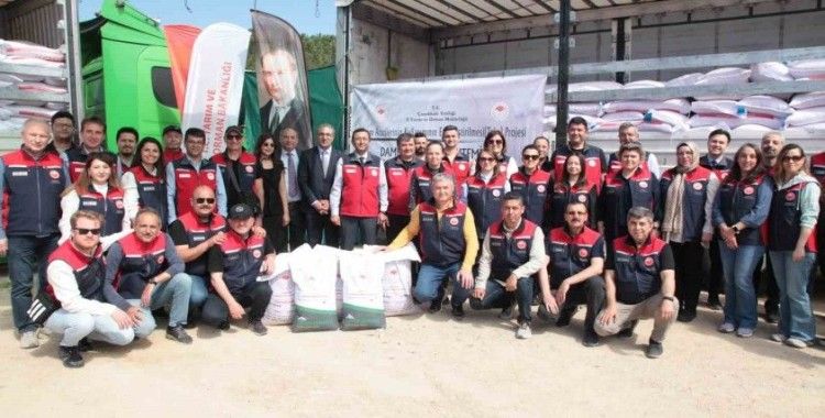 Biga’da Çiftçilere Hibeli Çeltik ve Sorgum Tohumu
