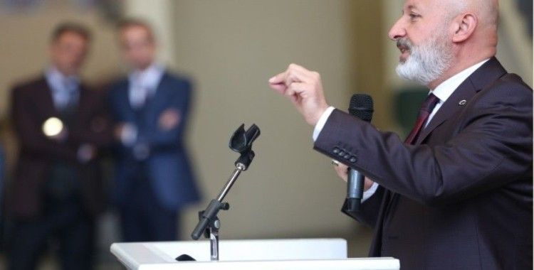 Başkan Çolakbayrakdar: "Belediyede her bir çalışanın sendikası, ‘Ahmet Çolakbayrakdar’dır"