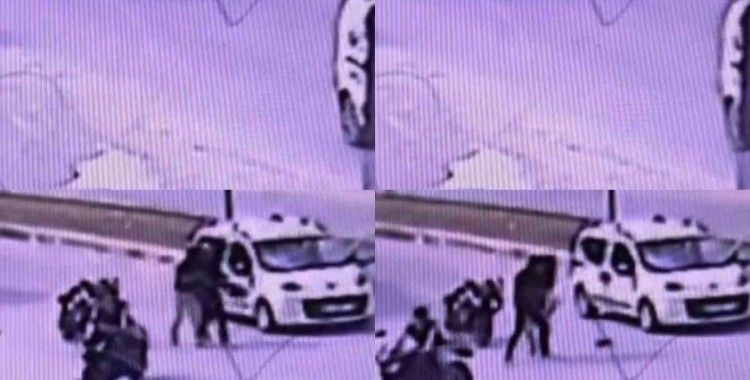 Kaskla tartıştığı sürücünün aracına zarar verdi: O anlar kamerada
