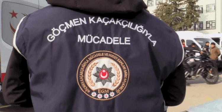 21 göçmen kaçakçısı ve 547 düzensiz göçmen yakalandı