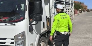 Yozgat’ta abartı egzoz ve modifiye araç denetiminde 9 araca cezai işlem uygulandı
