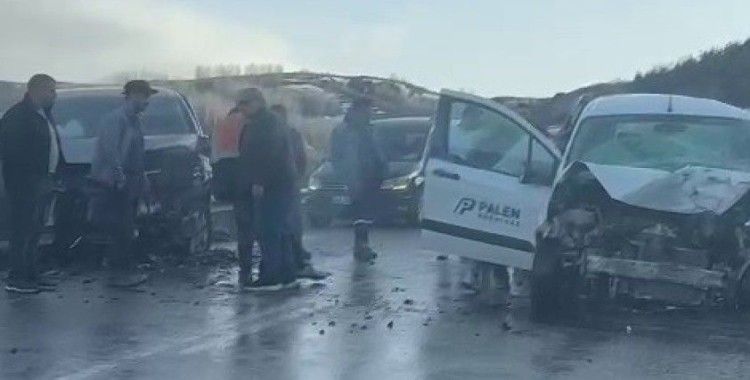 İspir’de trafik kazası: 4 yaralı
