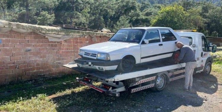 Kemer’de drift atıp havaya ateş açan şahıslara jandarmadan operasyon