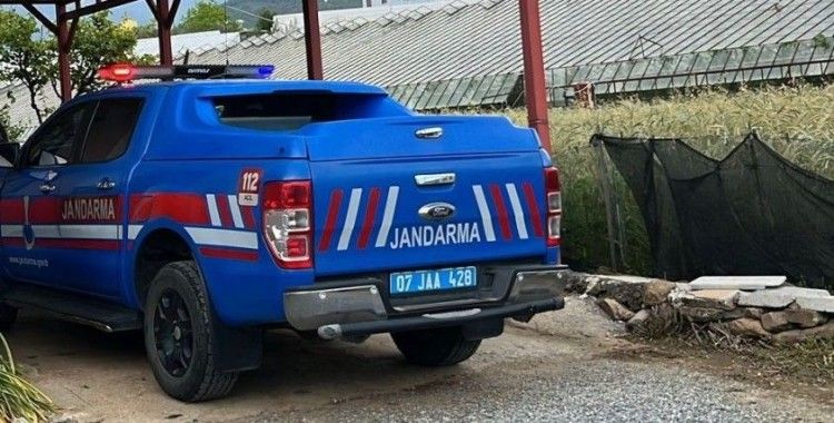 Gazipaşa'da 2 çocuk babası depo içerisinde ölü bulundu