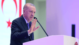 Cumhurbaşkanı Erdoğan'dan KKTC'de 'başörtüsü' mesajı: Karşında bizi bulursun