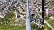 Depremde hasar gören Arnavutköy Sıddık Camii’nin minaresi söküldü
