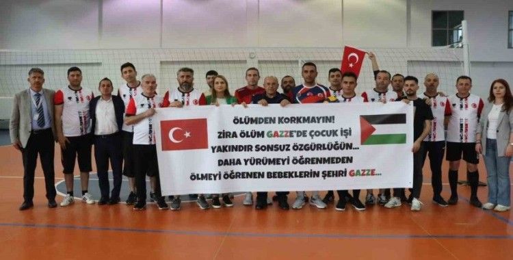 Sağlıkçılardan ’Filistin’ hassasiyeti
