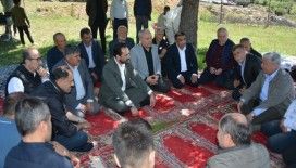 Mücahit Arınç, Demirci’de mahalle hayırlarına katıldı
