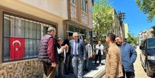 Başkan Mirza, Çınarlı Mahallesi’ndeki yol ve kaldırım çalışmalarını inceledi
