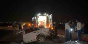 Siverek’te otomobil tıra çarptı: 1 ölü, 1 yaralı
