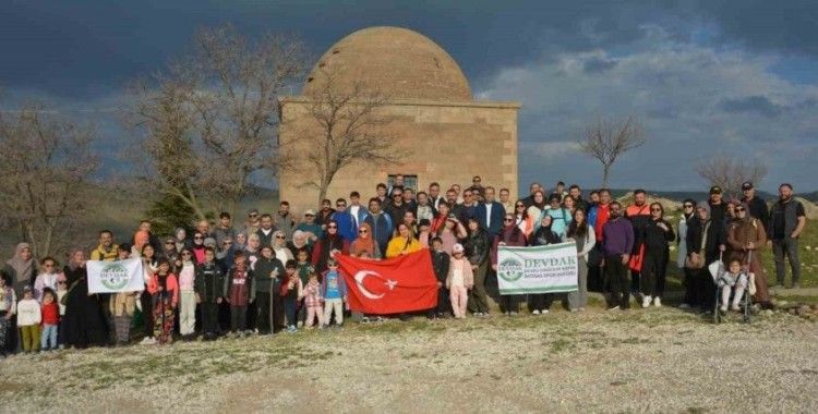 Develi Dağcılık ve Kayak Kulübü’nden ‘Hıdırellez’ yürüyüşü
