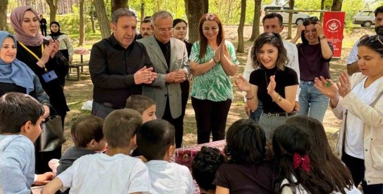 Aile yılı kapsamında ’Ekranlardan Uzak, Kalpten Yakın’ etkinliği yapıldı