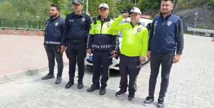 Down Sendromlu Barış’ın hayali gerçek oldu: Trafik polisi olarak uygulamaya katıldı
