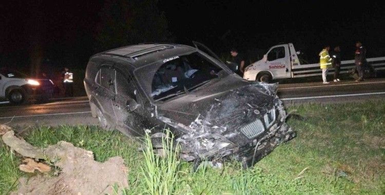 Bursa’da feci kaza... Otomobil ile cip çarpıştı: 3 ölü, 1 yaralı
