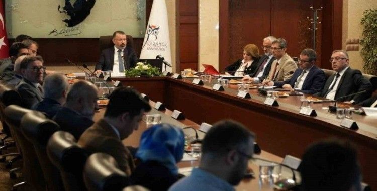 KBÜ Senatosu Mayıs ayı toplantısında bilimsel başarılar öne çıktı
