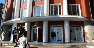 Arnavutluk'taki genel seçimde oy kullanma işlemi başladı