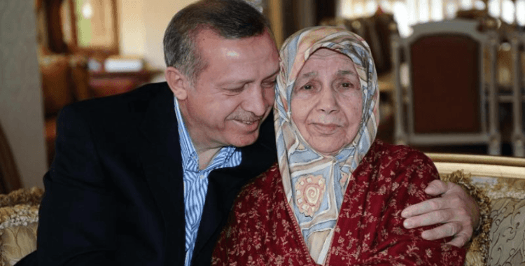 Cumhurbaşkanı Erdoğan'dan 'Anneler Günü' mesajı