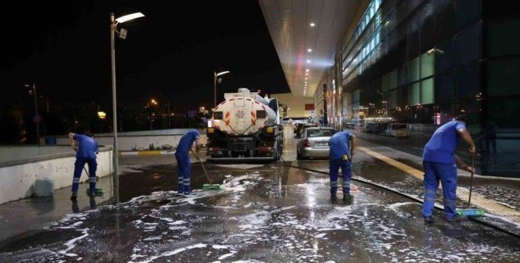 Büyükşehir’in çevre bakım ve temizlik çalışmaları hız kesmiyor
