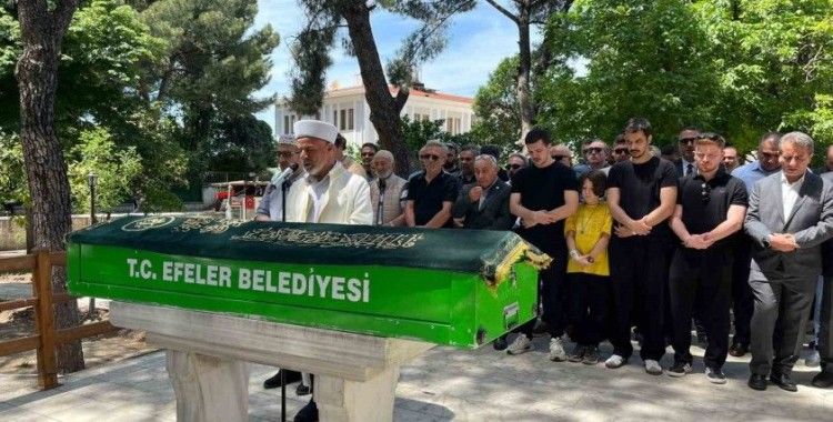 Kalp krizine yenik düşen Özdemir, son yolculuğuna uğurlandı
