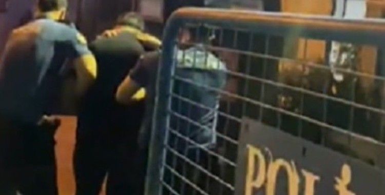 İzmir’de 22 yıl hapisle aranan şahıs yakalandı
