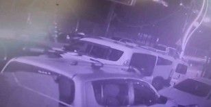 Motiseklet kaskı çalan şahısların o anları kamerada
