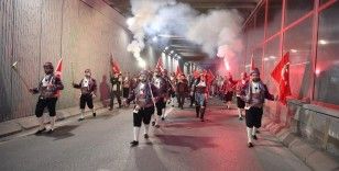 Başkan Büyükkılıç, 19 Mayıs Fener Alayı’nda gençlerin coşkusuna ortak oldu
