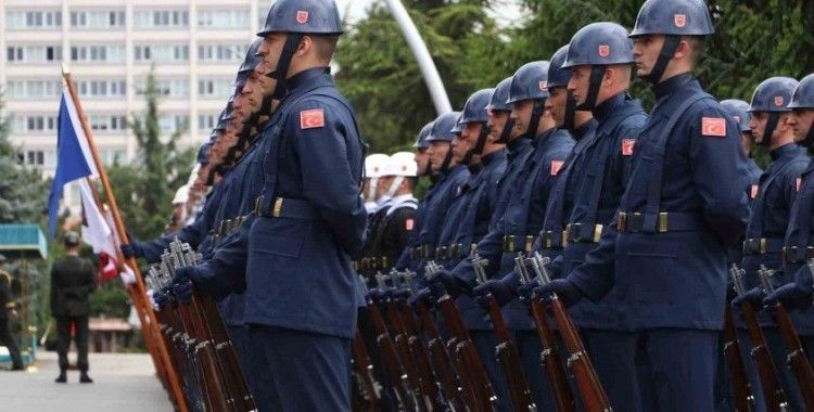 Genelkurmay Başkanı Orgeneral Gürak, Özbek mevkidaşı Imınov ile bir araya geldi
