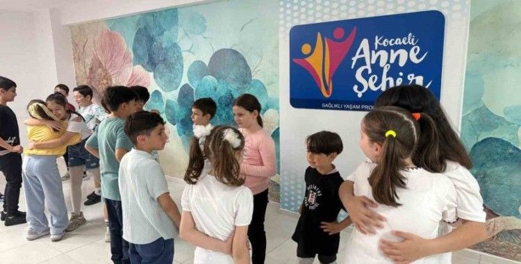 Çocuklar hayata dair temel becerileri öğreniyor
