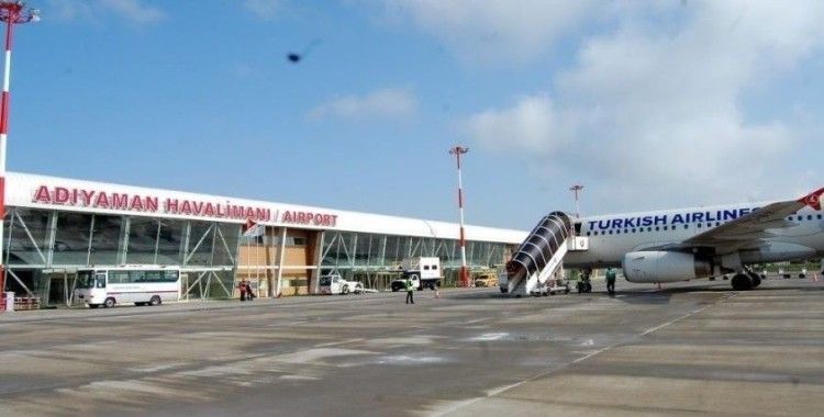 Nisan ayında 33 bin 859 kişi uçak yolculuğunu tercih etti