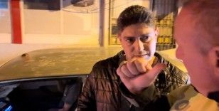 Böylesi görülmedi.. Alkollü çıkan bu sefer Türk değil, Suriyeli..
