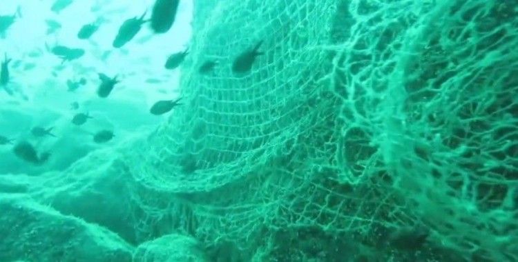 Karadeniz’in derinleri hayalet ağlarla dolu
