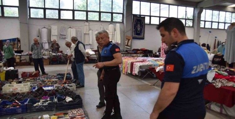 Bilecik’te eski eşya pazarı halka açıldı