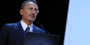 Fahrettin Altun: Dezenformasyonun en yaygın türlerinden biri manipülasyondur