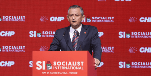 Özel, 'terörsüz ve demokratik Türkiye' diyerek konuştu: 'Kürt-Türk hiçbir annenin gözünün yaşının akmaması umudu var'